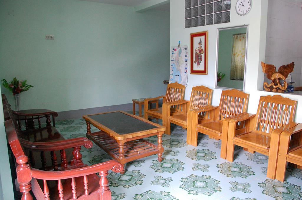 Dormitory @ Golden Kalaw Hotel Exterior foto